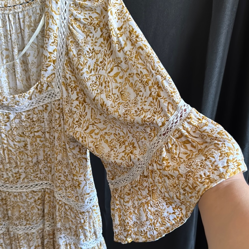 *Sold* Free People White Smocked Tiered Blouse - Picture 2 of 5